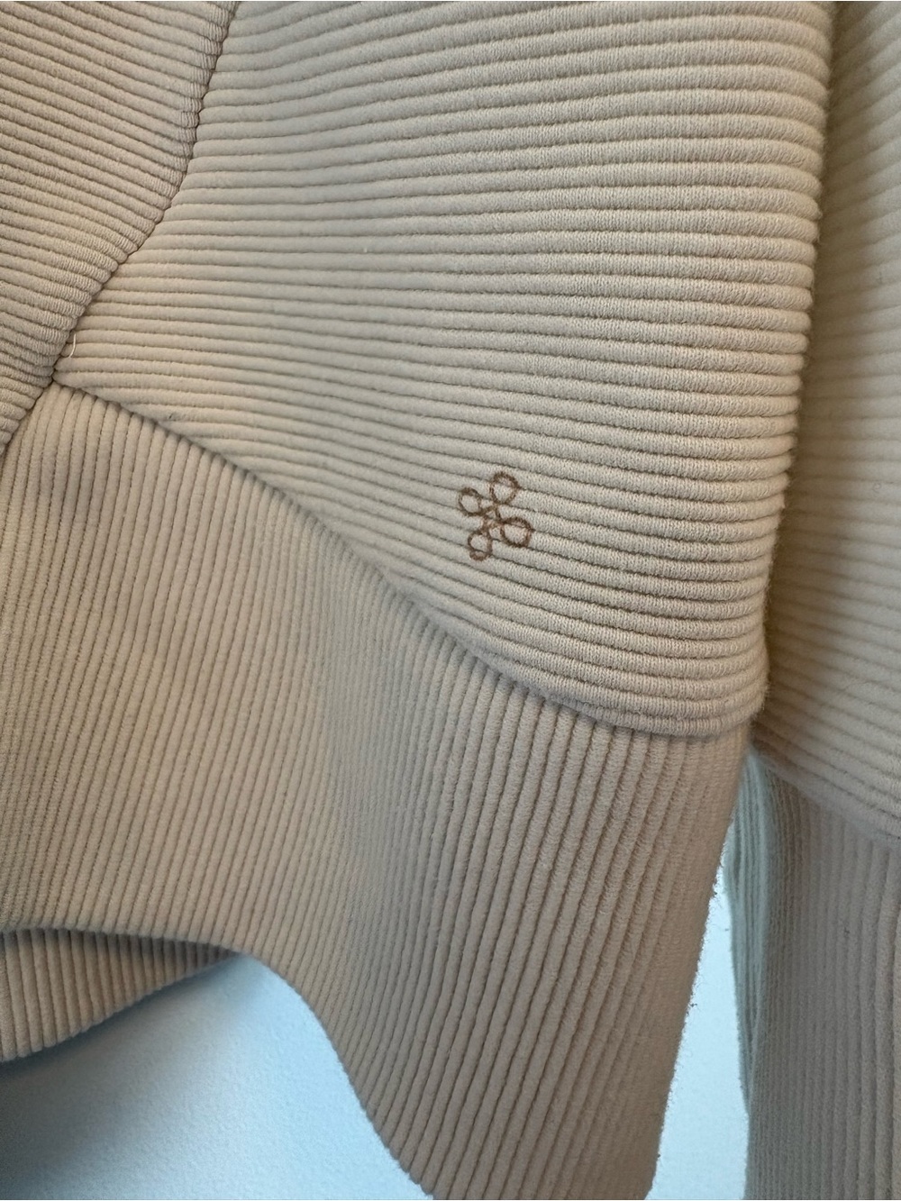 Shambhala Oversized Ribbed Turtleneck Sweater | Size XL - Picture 4 of 8